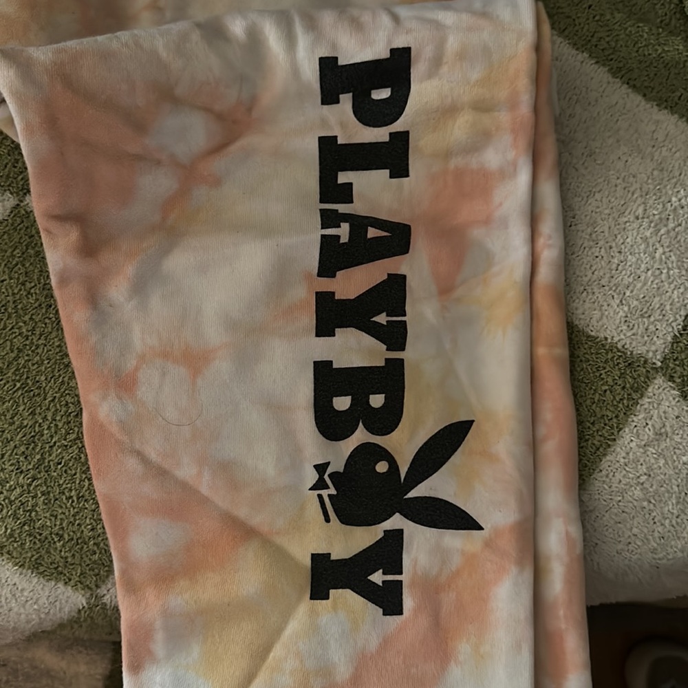 Sweats - Picture 2 of 3